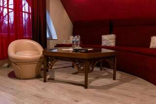 Хостел Ганза Калининград Двухместный номер с 1 кроватью и собственной ванной комнатой-5