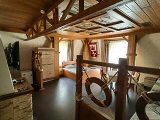 Хостел Ганза Калининград Cемейный номер с собственной ванной комнатой-14